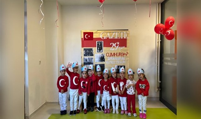Mamak’taki kreşlerde Cumhuriyet Bayramı kutlandı