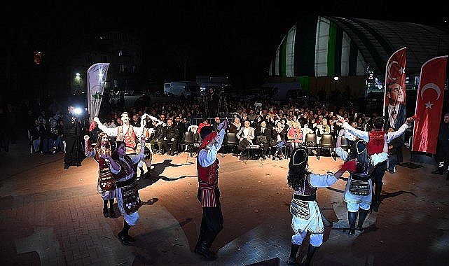 Menteşeli Cengiz, Bursa yöresi türküleri ile coşturdu