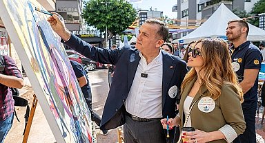 Mersinliler Kushimoto Sokak Sanatçıları Festivali'ne akın etti