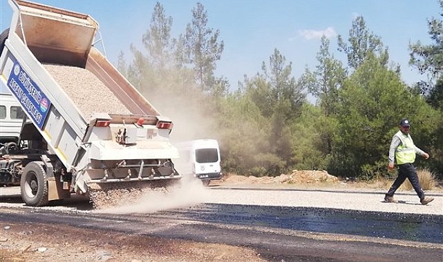 Muğla Büyükşehir Belediyesi, altyapı çalışmalarını sürdürüyor