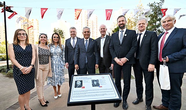 Muratpaşa Belediyesi ve Çekya Prag 6 Belediyesi bir araya geldi