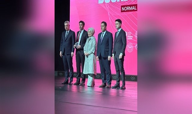 Normal doğum oranı yüksek olan Şanlıurfa'ya plaket verildi