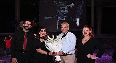 Osmangazi Belediyesi'nden milli duyguları kabartan müzikal