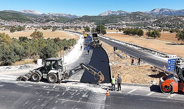 Otogar Yolunda 3. Kat Sıcak Asfalt Çalışması Başladı