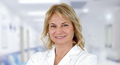 Prof. Dr. Öven “Meme Kanseri Tek Bir Hastalık Gibi Görünerek Tedavi Edilmez