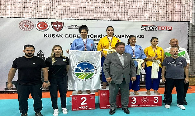 Sakaryalı Judo sporcusu Ece Zurnacı, gümüş madalyaya aldı