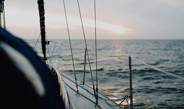 Sarıyer açıklarında arızalanan tekne kurtarıldı