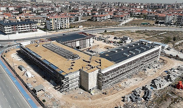 Selçuklu Belediyesi tarafından Konya'ya kazandırılacak olan Türkiye'nin en kapsamlı ve modern Güzel Sanatlar Lisesi'nin yapımı tüm hızıyla devam ediyor.