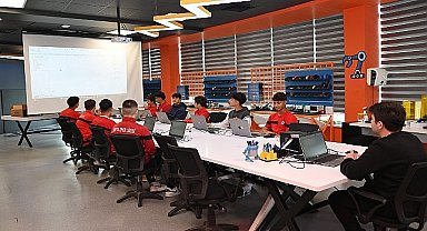 Selçuklu Gelişim ve Teknoloji Akademisi'nde Eğitimler Devam Ediyor