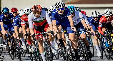 Türkiye Bisiklet Federasyonu'ndan Cumhuriyetimizin 101. Yılına Yakışan Başarı: Balkan Şampiyonaları'nda 21 Madalya!