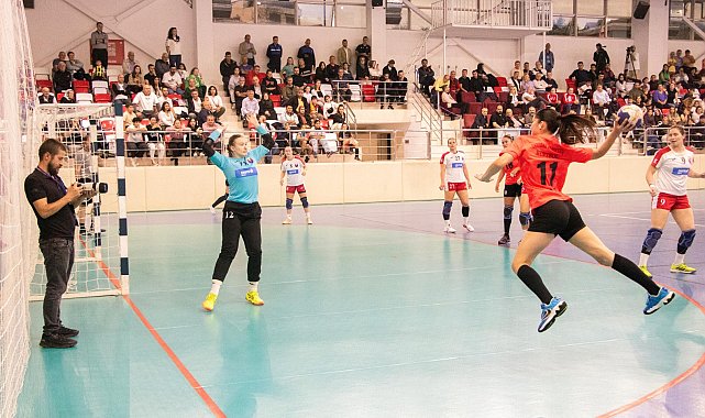 Üç Türk temsilci, Kadınlar Avrupa Kupası'nda üçüncü tura yükseldi