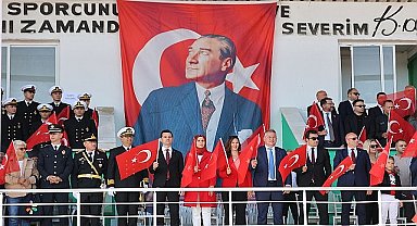 Urla'da Cumhuriyet Bayramı Coşkusu