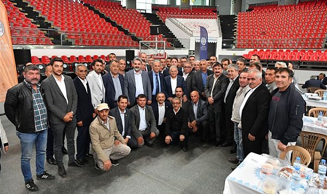 Vali Çiçek ve Büyükkılıç, Muhtarlar Günü’nde muhtarlarla buluştu