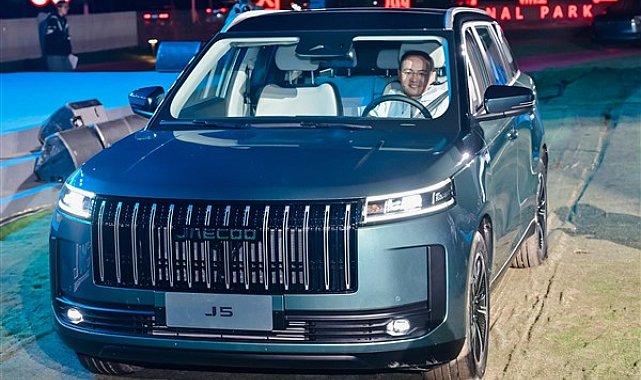 Yeni JAECOO 5 evcil hayvan dostu seyahati yeniden tanımlıyor