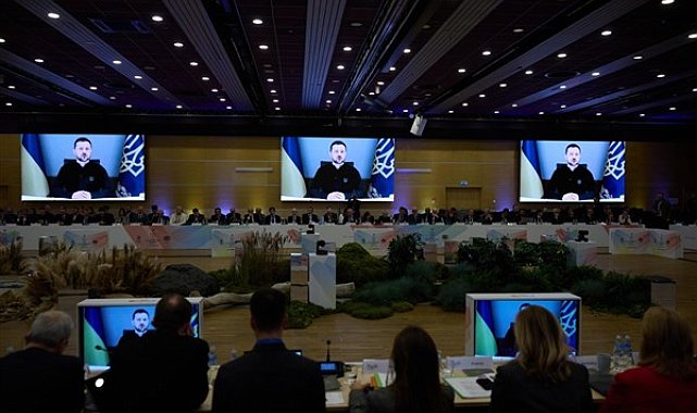 Zelenski: Rusya iyi niyetli diplomasiden kaçınıyor
