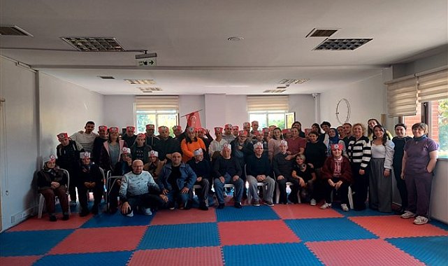 Zihinsel Engelli Gündüz Yaşam Merkezi'nde 29 Ekim kutlandı