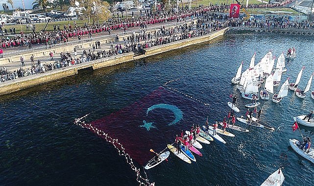 10 Kasım'da Atatürk İçin El Ele “Ata'ya Saygı Zinciri