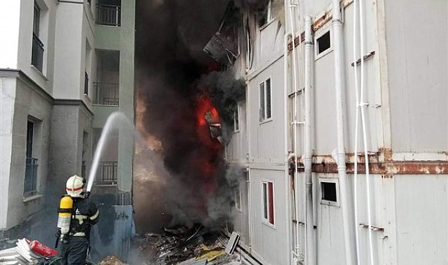 Antakya’da işçilerin kaldığı konteynerde yangın