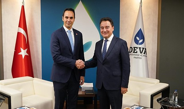 Babacan, Doğru Yol Partisi Genel Başkanı Küpeli'yi ağırladı