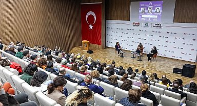 Bakırköy Belediyesi'nden kadına şiddete karşı konferans düzenledi