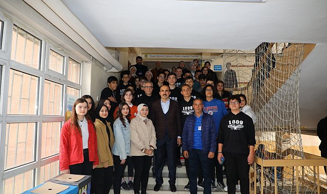 Başkan Altay'dan 12'nci sınıf öğrencilerine nakdi destek