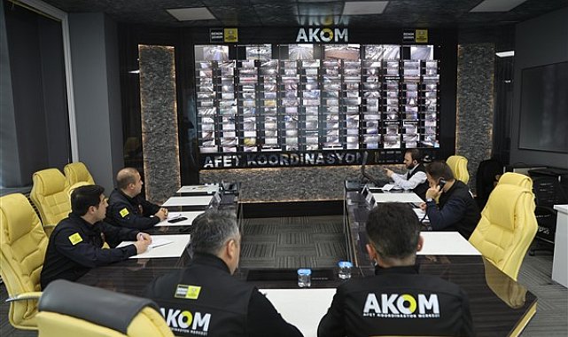 Başkan Altay: Kar yağışı sonrası 31 ilçemizde 24 saat sahadayız