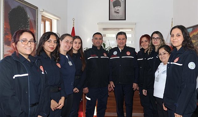 Başkan Aras, kadın çalışanları ile bir araya geldi
