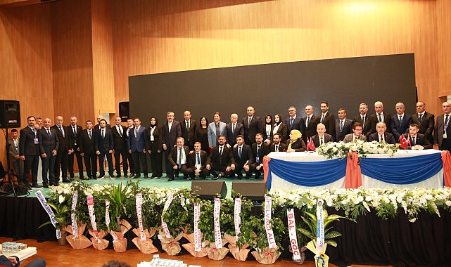 Başkan Aydın, AK Parti Orhangazi 8. Olağan İlçe Kongresine katıldı