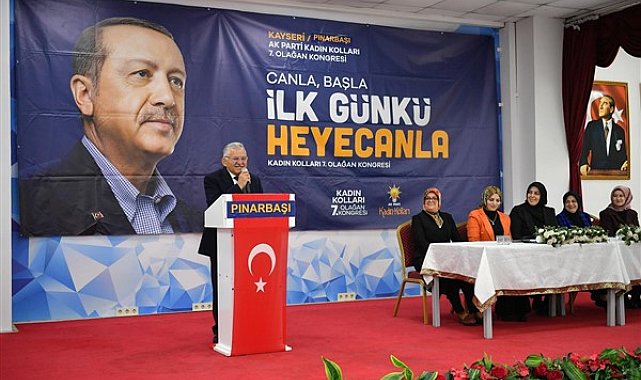 Başkan Büyükkılıç, AK Parti Pınarbaşı ve Sarız İlçe Kadın Kolları Kongrelerine katıldı