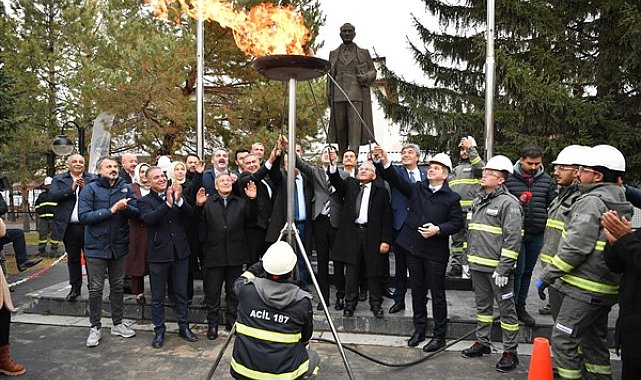 Başkan Büyükkılıç, Sarız İlçesi Doğal Gaz Verme Töreni'ne katıldı