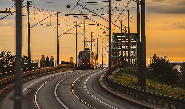 Başkan Büyükkılıç'tan A Milli Takıma özel taraftara ücretsiz tramvay desteği