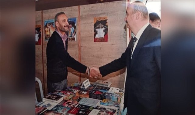 Batman Valisi Canalp, kitap fuarını ziyaret etti