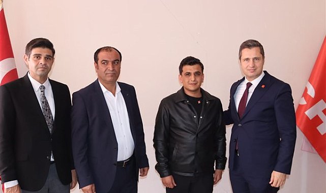 Birecik Belediye Meclis Üyesi Abdulkadir Kurt, CHP'ye katıldı