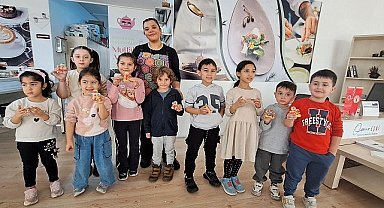 Bornova Belediyesi'nden minik şeflere ara tatil atölyesi