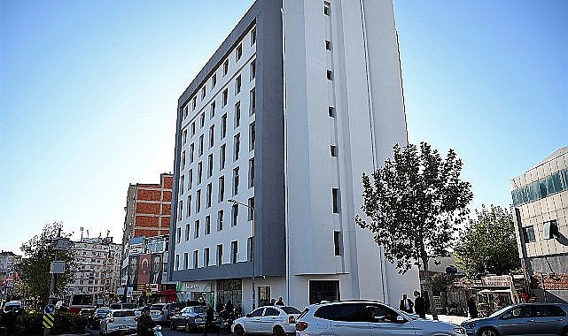 Bornova Belediyesinin ek hizmet binası tamamlandı 'Daha güzel bir Bornova için çalışıyoruz'
