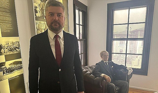Buca Belediye Başkanı Görkem Duman: “Atam; emanetin ve bize bıraktığın bu şanlı bayrak, ilelebet payidar kalacak