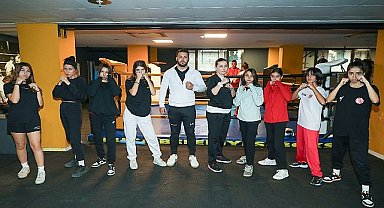 Buca Belediyesi'nden kadınlar için ücretsiz savunma dersleri