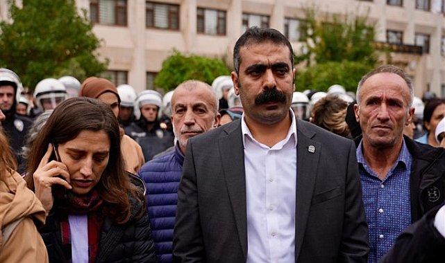 Diyarbakır Büyükşehir Belediyesi Eş Başkanları Bucak ve Hatun, Mardin ve Batman'a gitti