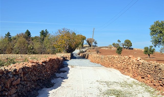 Diyarbakır Büyükşehir, Eğil'de parke taşı çalışması başlattı