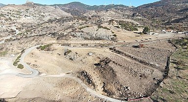 Doğançaylı arıcılar istedi Başkan Tugay talimatı verdi Yanan araziler bal ormanıyla küllerinden doğuyor