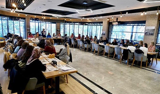Giresun Belediyesi kadına yönelik şiddette farkındalık paneli düzenlendi