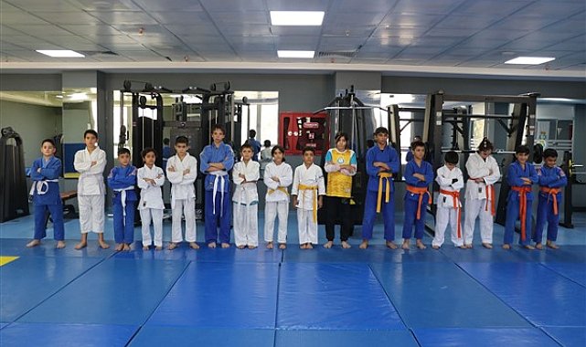 Haliliyeli çocuklar spor alışkanlığı kazanıyor