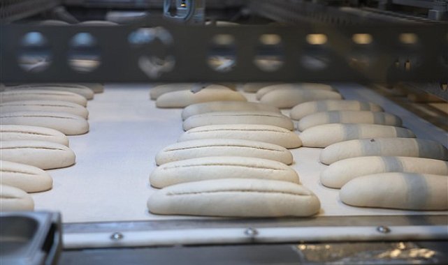 Halk Ekmek fabrikasında üretime robotlar da katıldı