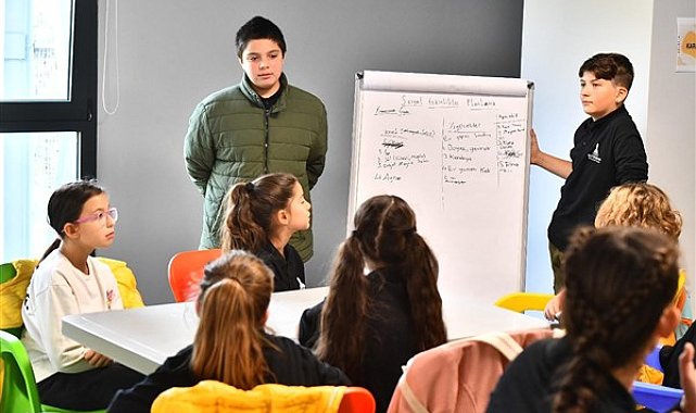 İzmir Çocuk Meclisi’nin komisyon toplantıları başladı