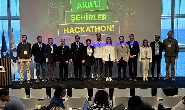 İzmir'de Akıllı Şehirler için yenilikçi fikirler ödüllendirildi