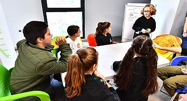 İzmir'de çocukların da sözü var