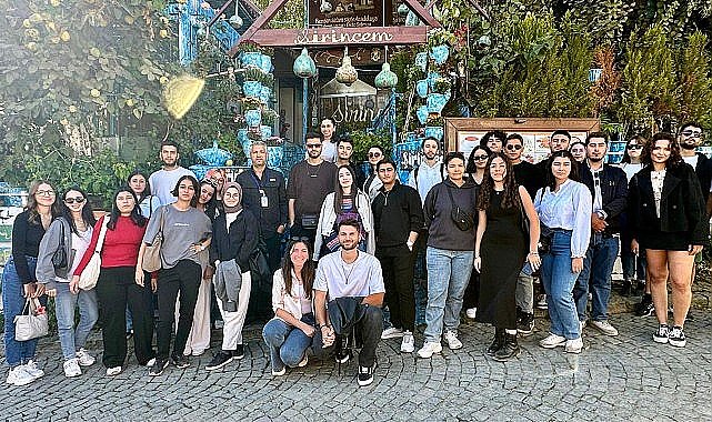 İzmir'de gençler için kültür gezileri başladı