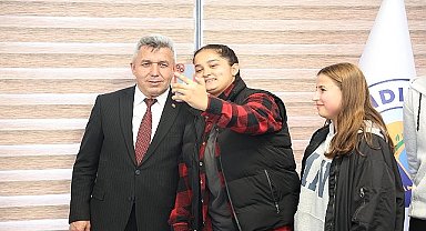 Kandıra Şehit Yavuz Sonat Güzel Mesleki ve Teknik Anadolu Lisesi Öğrencilerinden Başkan Ölmez'e Ziyaret