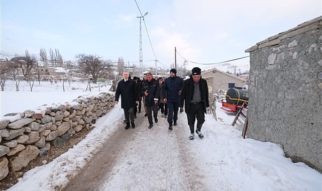 Karaman Valisi Çiçekli, Berendi köyünü ziyaret etti