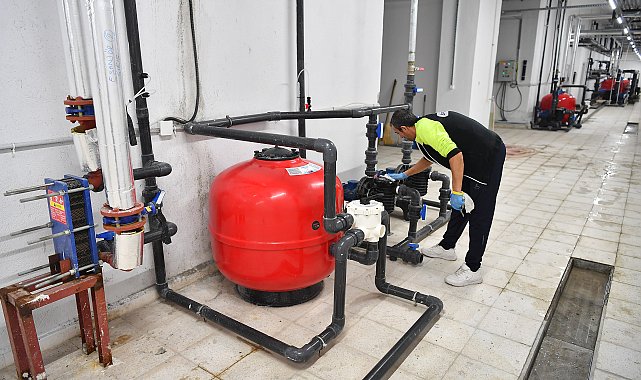 Kayseri Büyükşehir Belediyesi, yüzme havuzlarını uzaktan kontrol ediyor